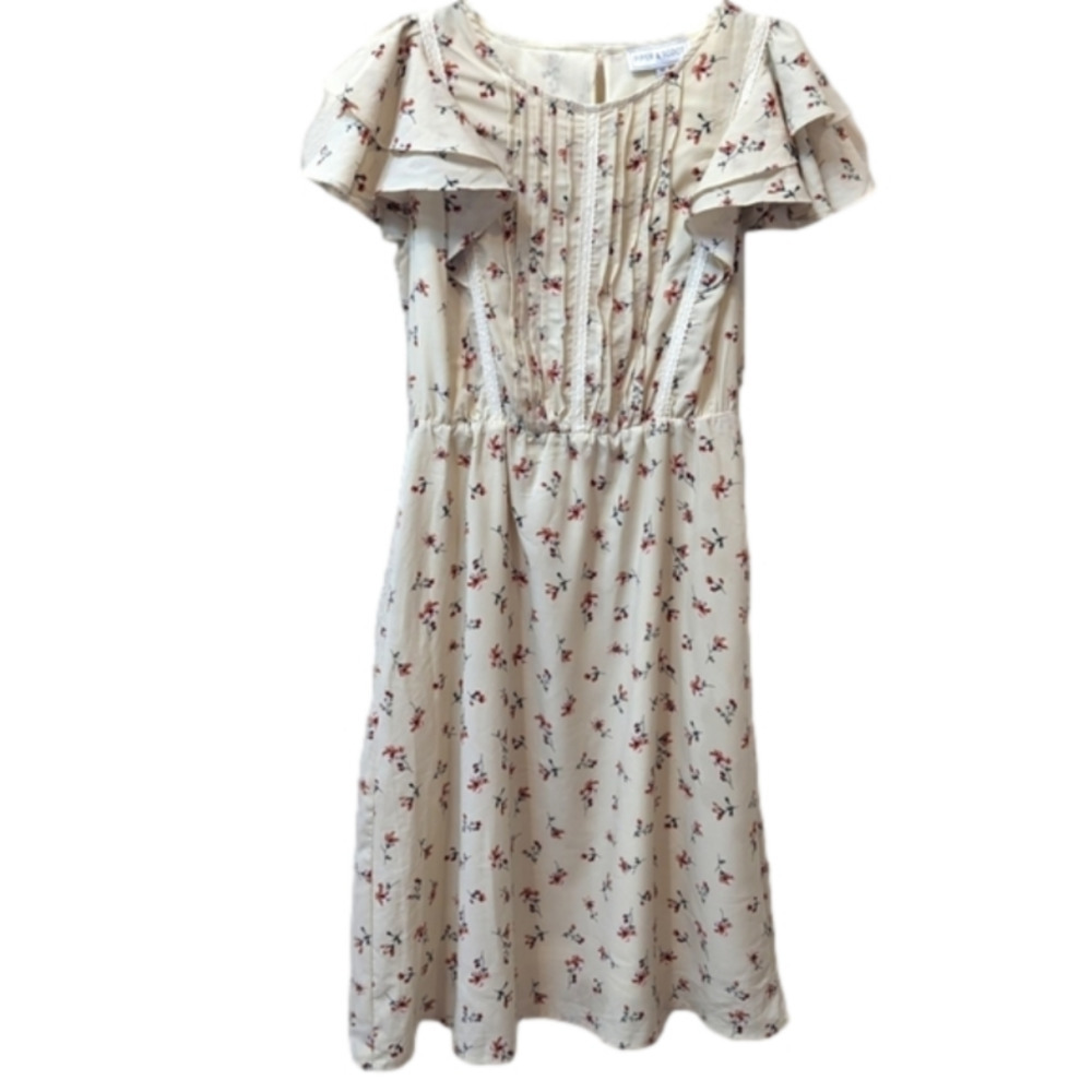 PIPER & Scoot Pleated Bodice Flutter Sleeves Floral Print on Cream Dress (M)
